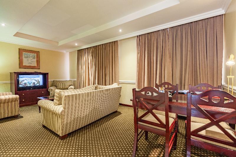 Courtyard Hotel Rosebank Johannesburg Exterior photo
